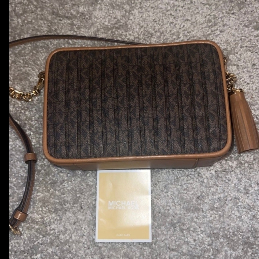 Michael Kors Crossbody